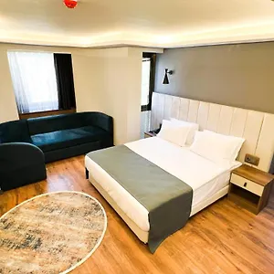 Nira Boutique فندق